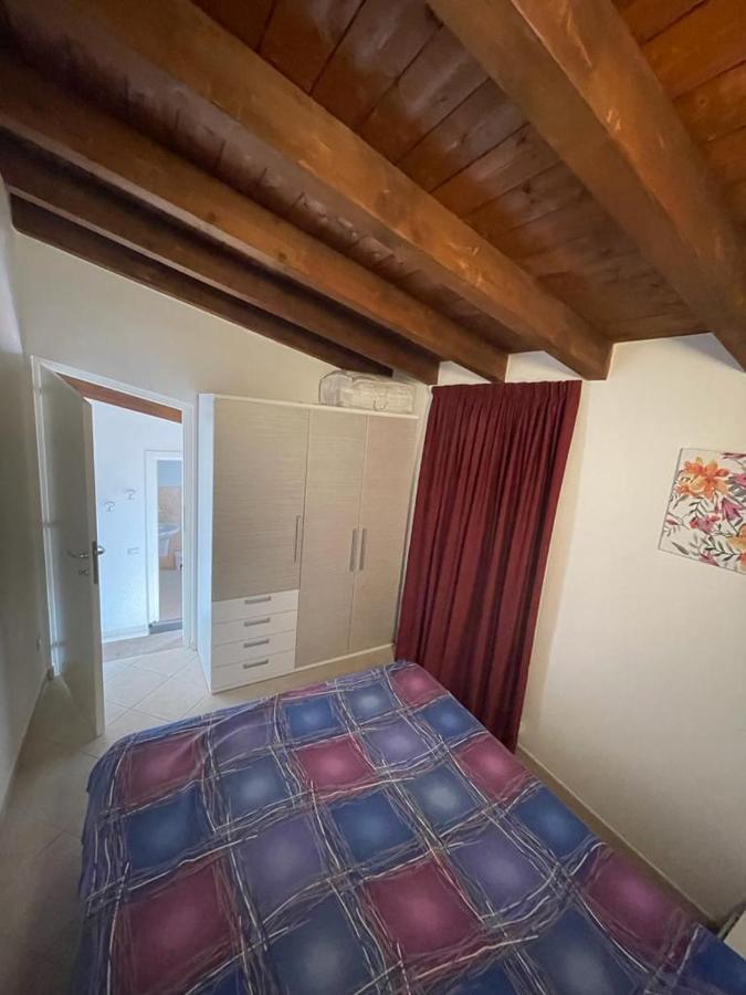 Residence L'Incanto Attici Кастелсардо Екстериор снимка