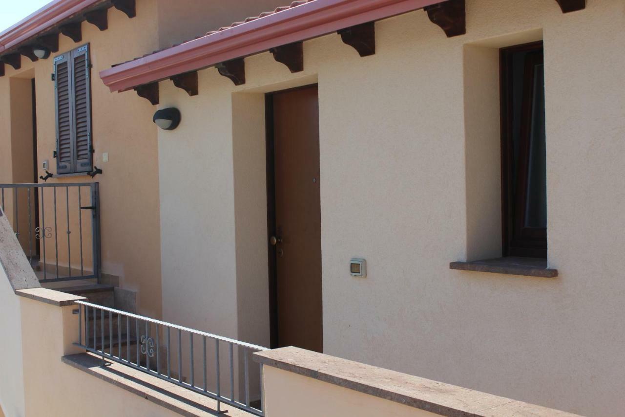 Residence L'Incanto Attici Кастелсардо Екстериор снимка