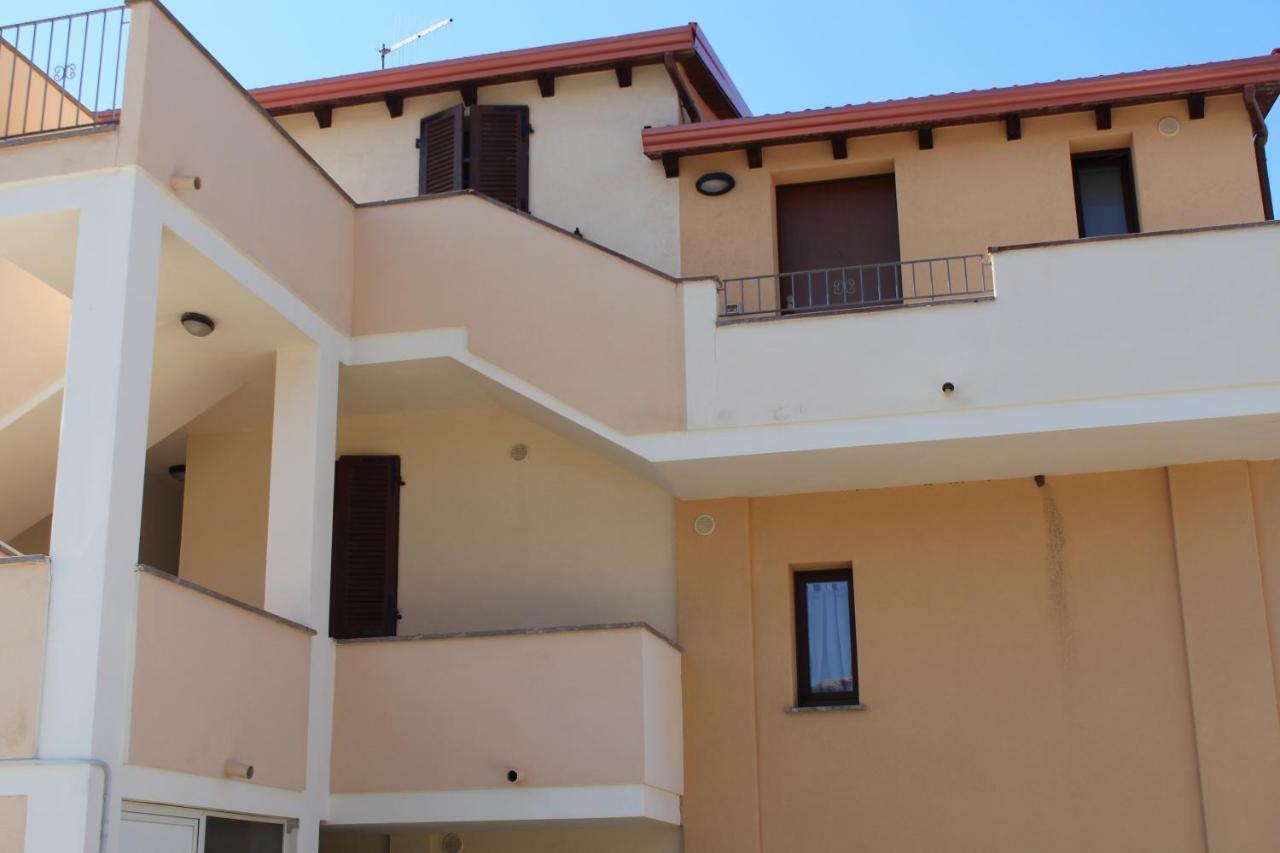 Residence L'Incanto Attici Кастелсардо Екстериор снимка