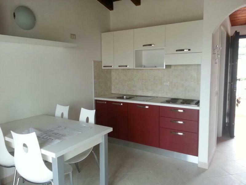 Residence L'Incanto Attici Кастелсардо Екстериор снимка